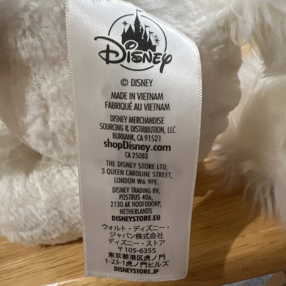 Disney Store MARIE 12